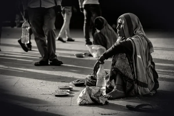 street, beggar, woman, homeless, poverty, poor, people, homelessness, help, unemployment, crisis, sadness, unemployed, h