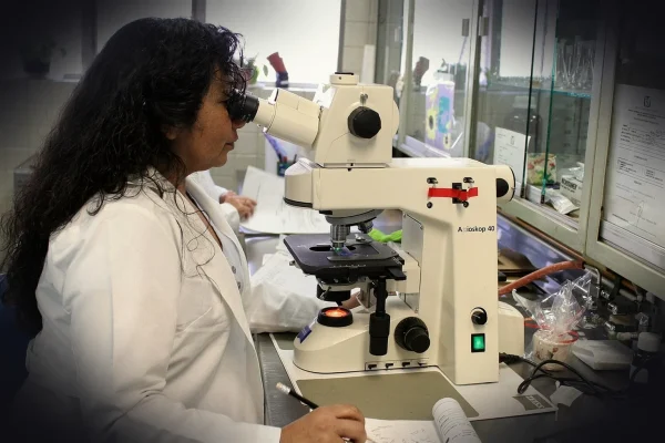 laboratory, care, health, medical, medicine, experiment, professional, biology, hospital, equipment, science, test, tech