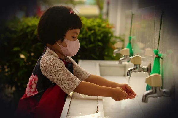 child, mask, hand washing, face mask, girl, little girl, asian girl, pandemic, sanitation, covid-19, virus, soap, washin