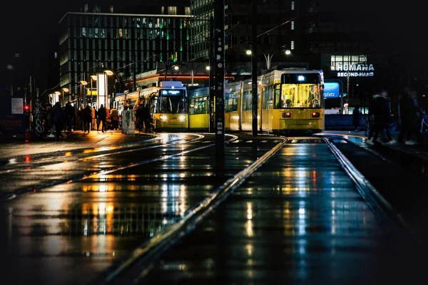 rain, tram, tracks, night, dark, alexanderplatz, berlin, stop, reflection, people, multicoloured, lights, to dye, puddle