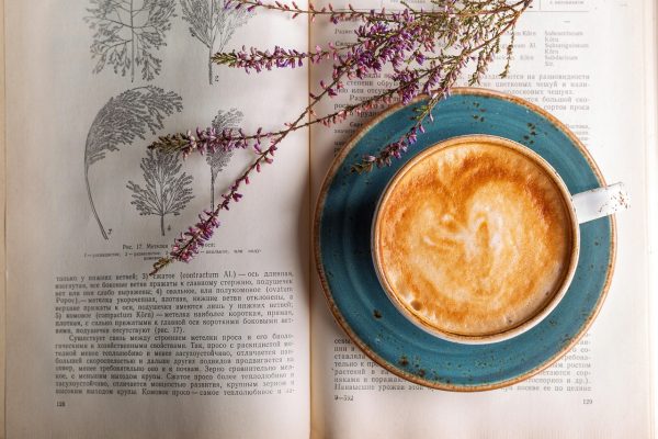 Caffeine eye serums puffiness not dark circles