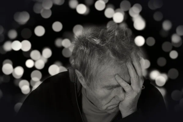 alzheimer's, man, portrait, face, despair, dementia, clock, watch test, mini mental test, old, think, human, need of car