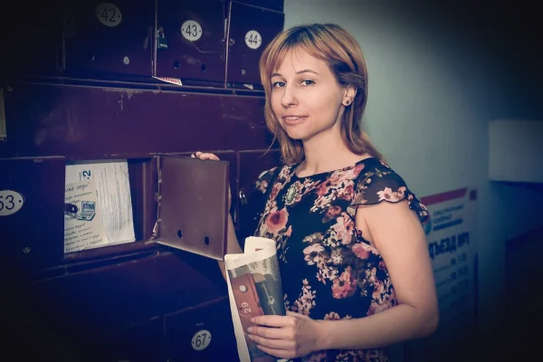 mailbox, newspaper, woman, mail, letter, girl, recipient, message, portrait
