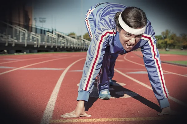 woman, athlete, running, exercise, sprint, cinder-track, cinderpath, start, sports, fitness, healthy, workout, young, fe