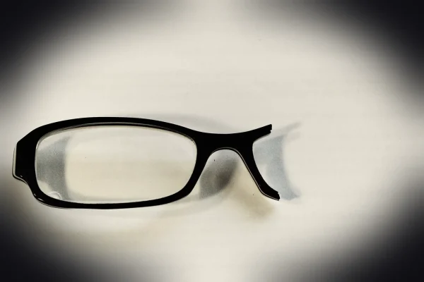 glasses, broken, black, lens, vision, eyeglasses, frame, optical, view, man, young, fashion, male, eyesight, eye, sight,