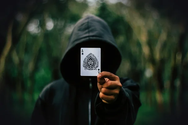 ace, cards, hooded, hood, man, adult, blur, dark, outdoors, game, poker, win, faceless, anonymous, magician, magic, magi