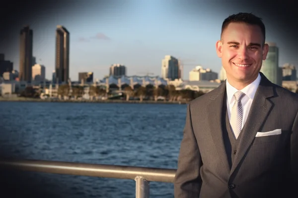 businessman, man, stock broker, real estate agent, business, person, suit, on business, san diego, harbor, travel, calif