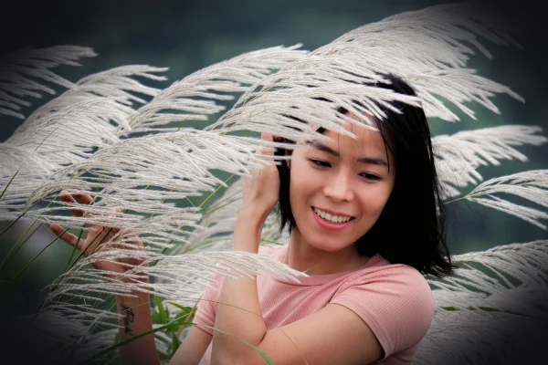 beautiful girl, reeds, cute, shape, smile, vietnam, asia, japan, lovely, tran thang nhat, 5 plus english
