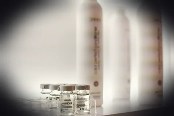 make-up, health, serum, maintenance, beauty, beautiful, woman, women, hairdresser, cosmetics, product, brand, youth, old