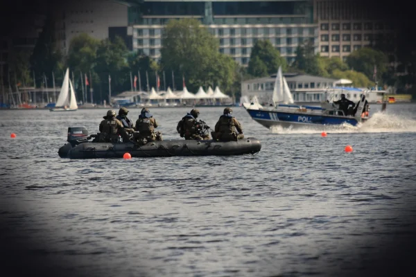 technology, people, nature, g20, hamburg, police, water, combat swimmers