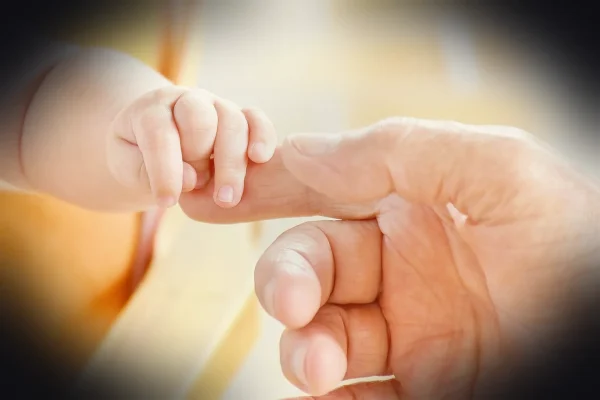 baby, hands, fingers, infant, child, father, parent, parenthood, fatherhood, newborn baby, touch, hold, holding, connect