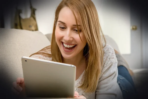 woman, tablet, electronic, salon, communication, take it easy, computer science, ipad, tablet, tablet, ipad, ipad, ipad,