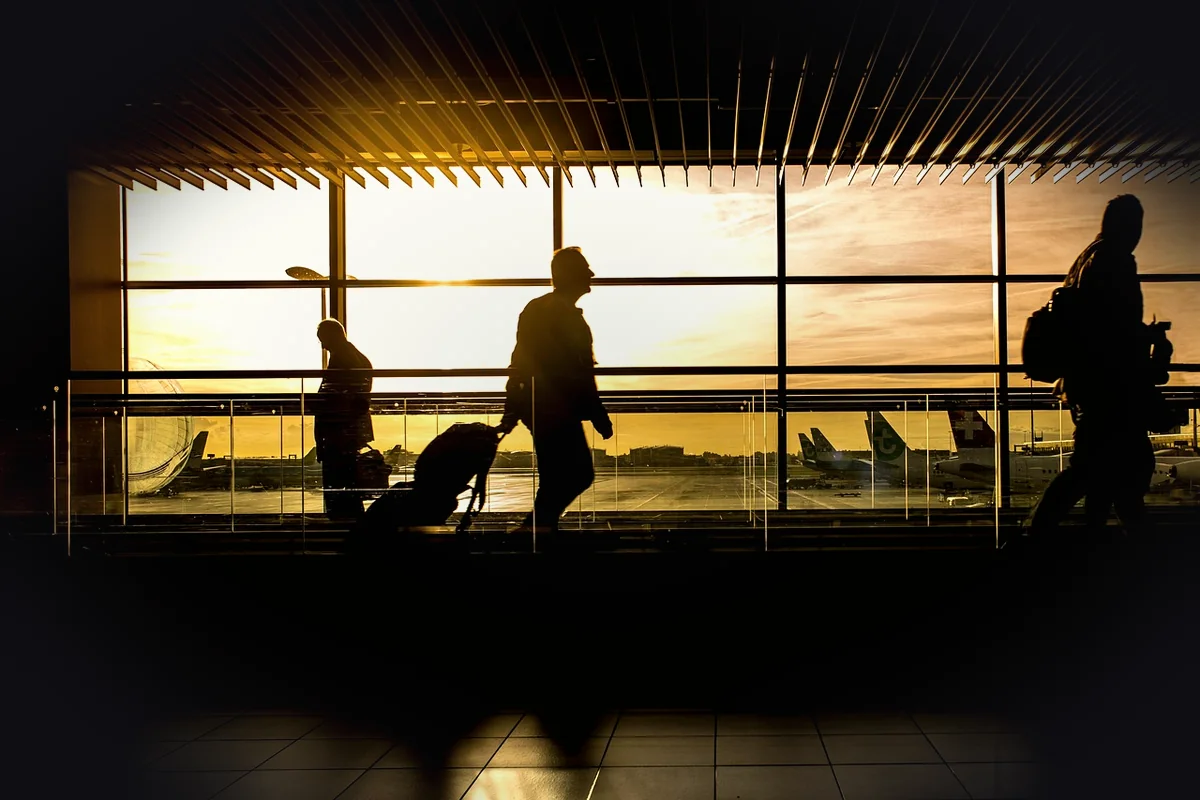 airport, terminal, man, travel, travelers, passengers, silhouettes, backlighting, people, flight, transport, businessmen, wal