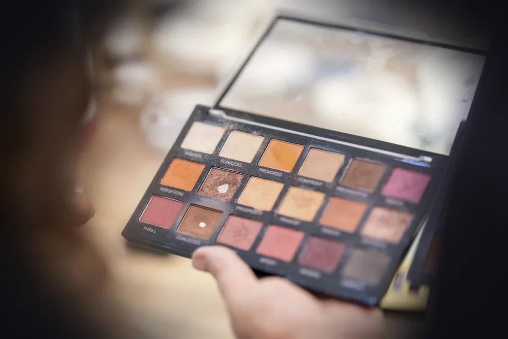 make-up, colors, product, eyelash, colour, woman, beauty, girl, fashion, cosmetics, mirror, application, women, powder, face