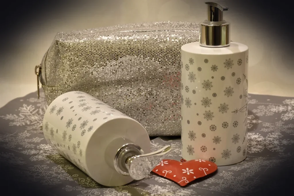 hygiene, bottle, container, hand cream, giftset set, cream, can, cosmetics, lid, fragrance, skin, maintenance, skin care, tub