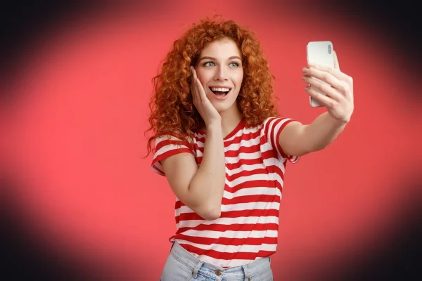 girl, woman, female, ginger, red, redhead, selfie, filter, photo, smartphone, nature, phone, telephone, app, cellphone,